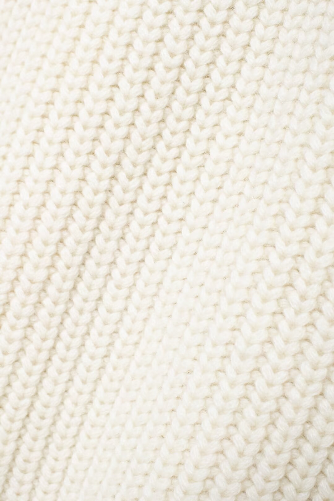 Pull Zyra à col asymétrique