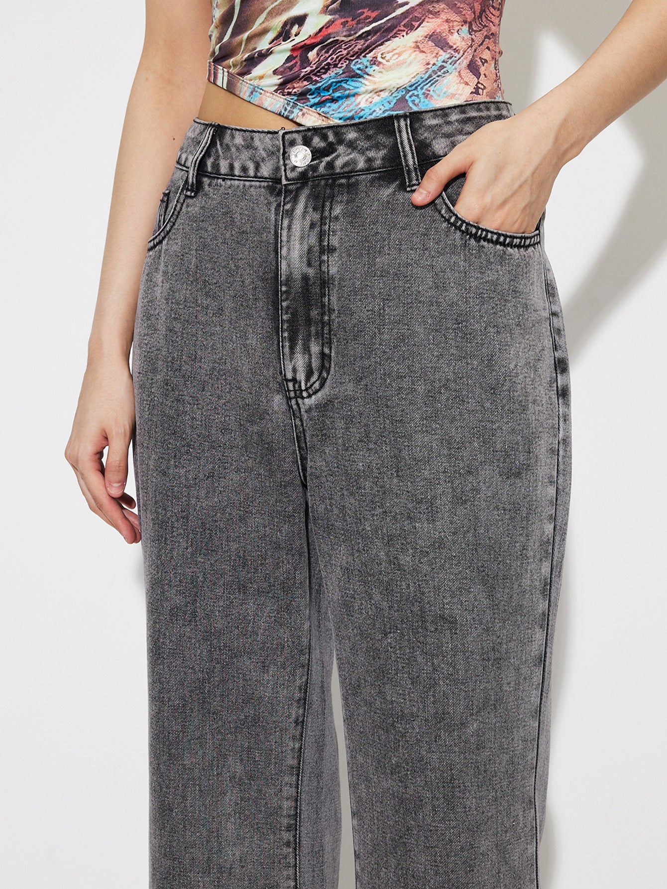 Nyara Straight Loose High-Waist Denim Trousers