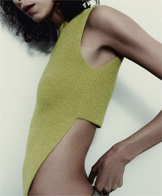 Nia Back Button Stitch Top