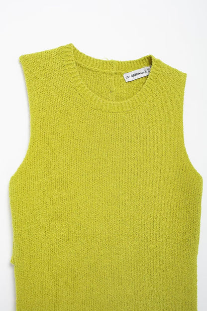 Nia Back Button Stitch Top