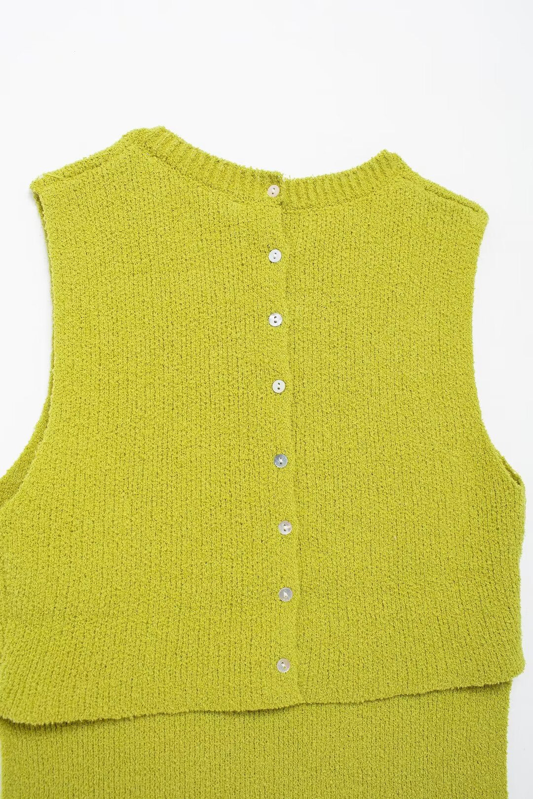 Nia Back Button Stitch Top