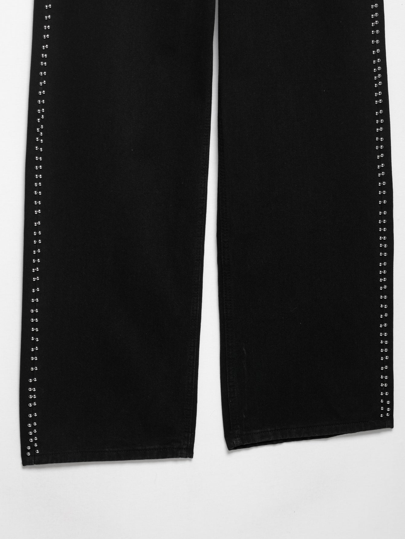 Jean taille basse à perles argentées Abeni