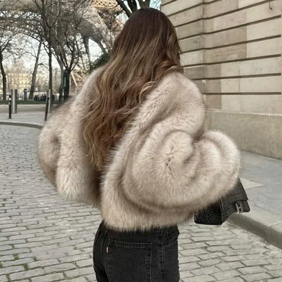 Manteau en fausse fourrure confortable Makena