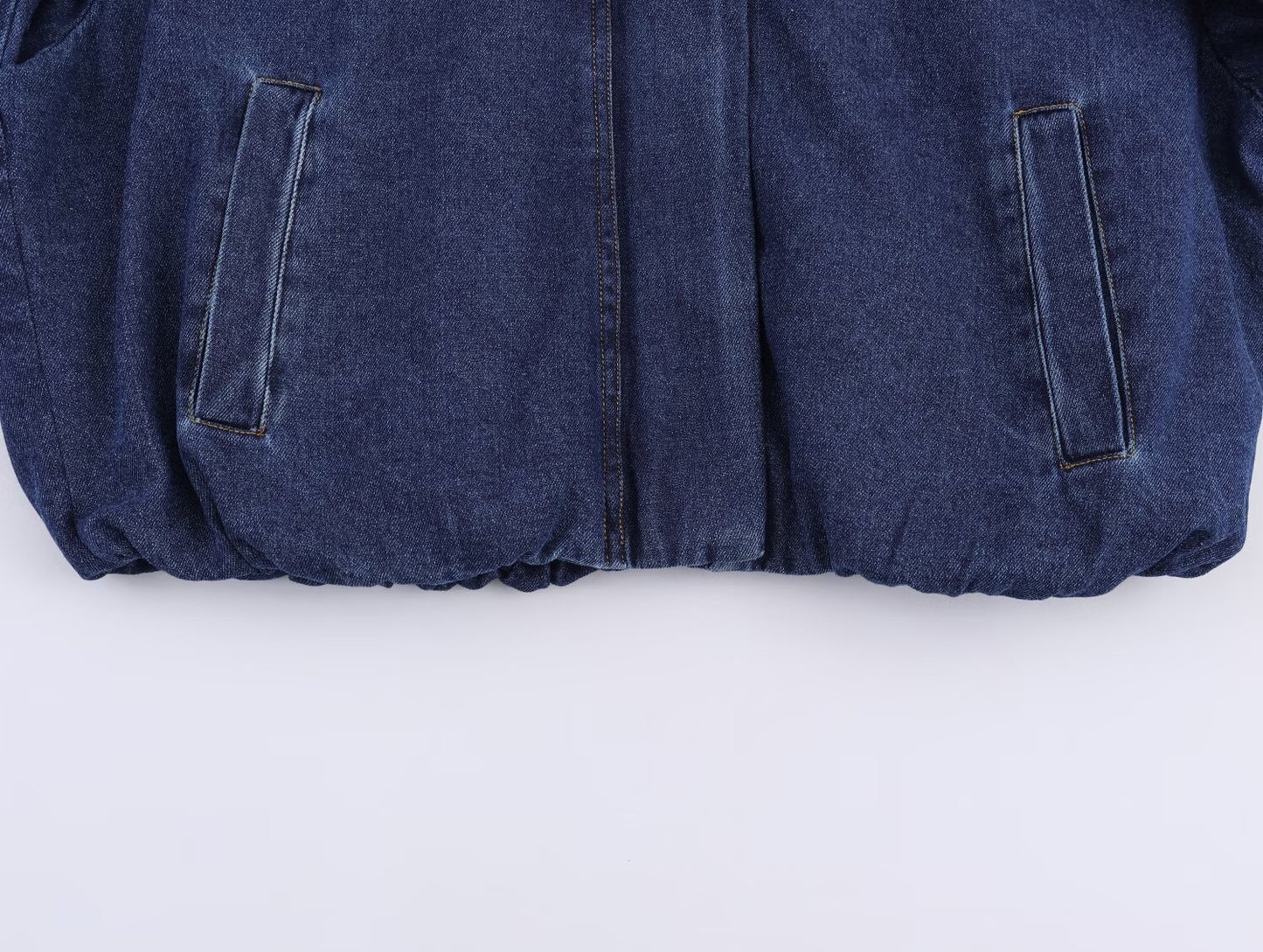 Veste en jean à col roulé style urbain chic