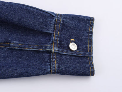 Veste en jean à col roulé style urbain chic