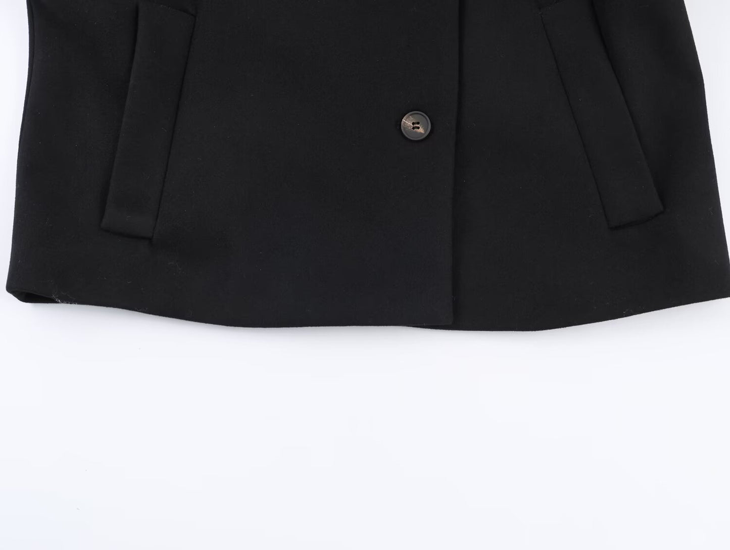 Noirelle Black Collar Woolen Coat