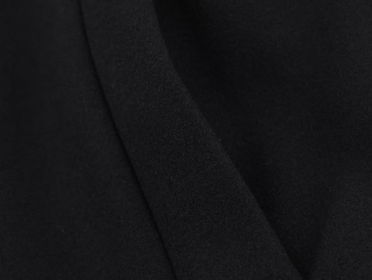 Noirelle Black Collar Woolen Coat