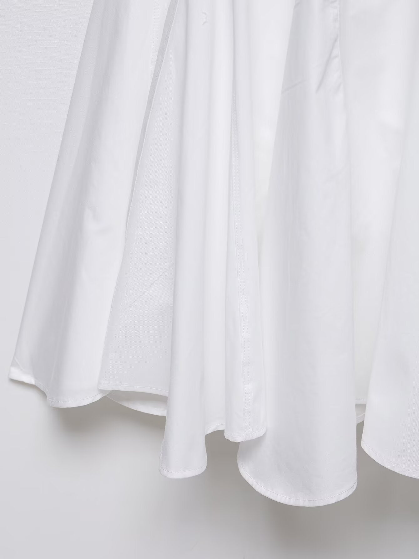 Kyauta Evening Gown