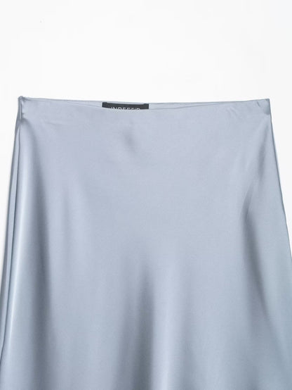 Akosua Elegant Midi Skirt