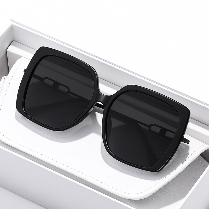 LUNETTES DE SOLEIL MABÉLA