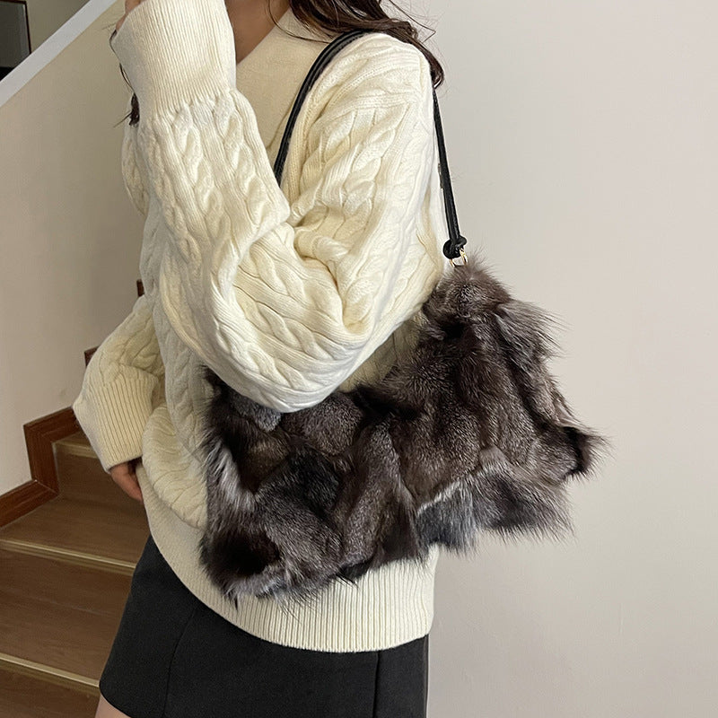 Imani Fox fur Underarm Bag