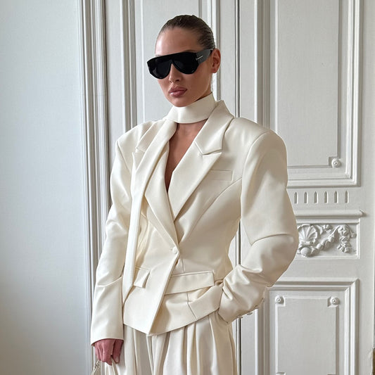 Zinari Ribbon-Waist Short Blazer