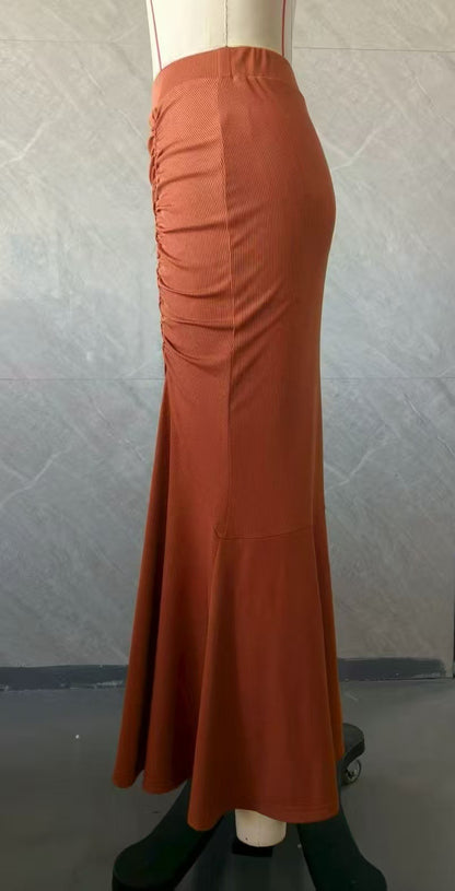 Robe sirène asymétrique en satin Abeni