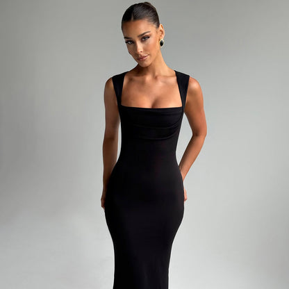 Robe cintrée à col carré Amaya
