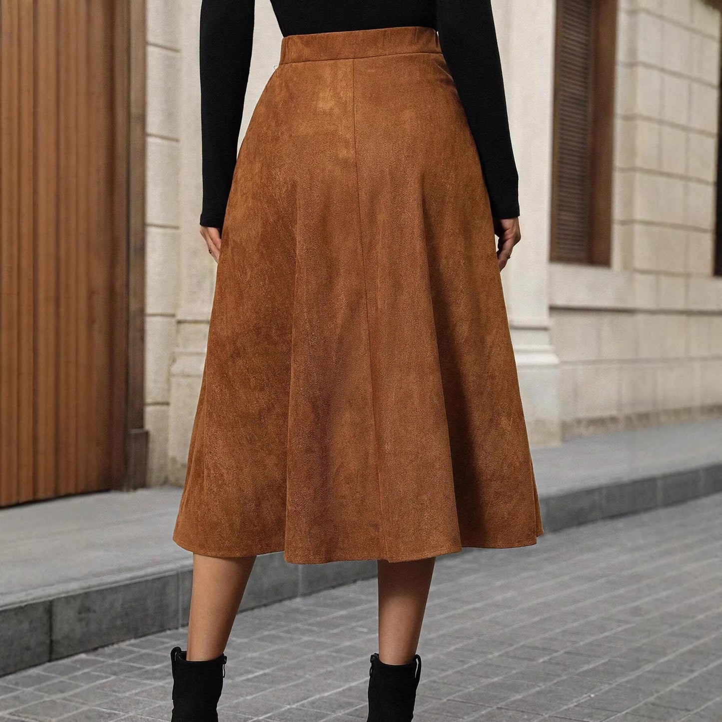 Jainaba Elegant Midi Skirt