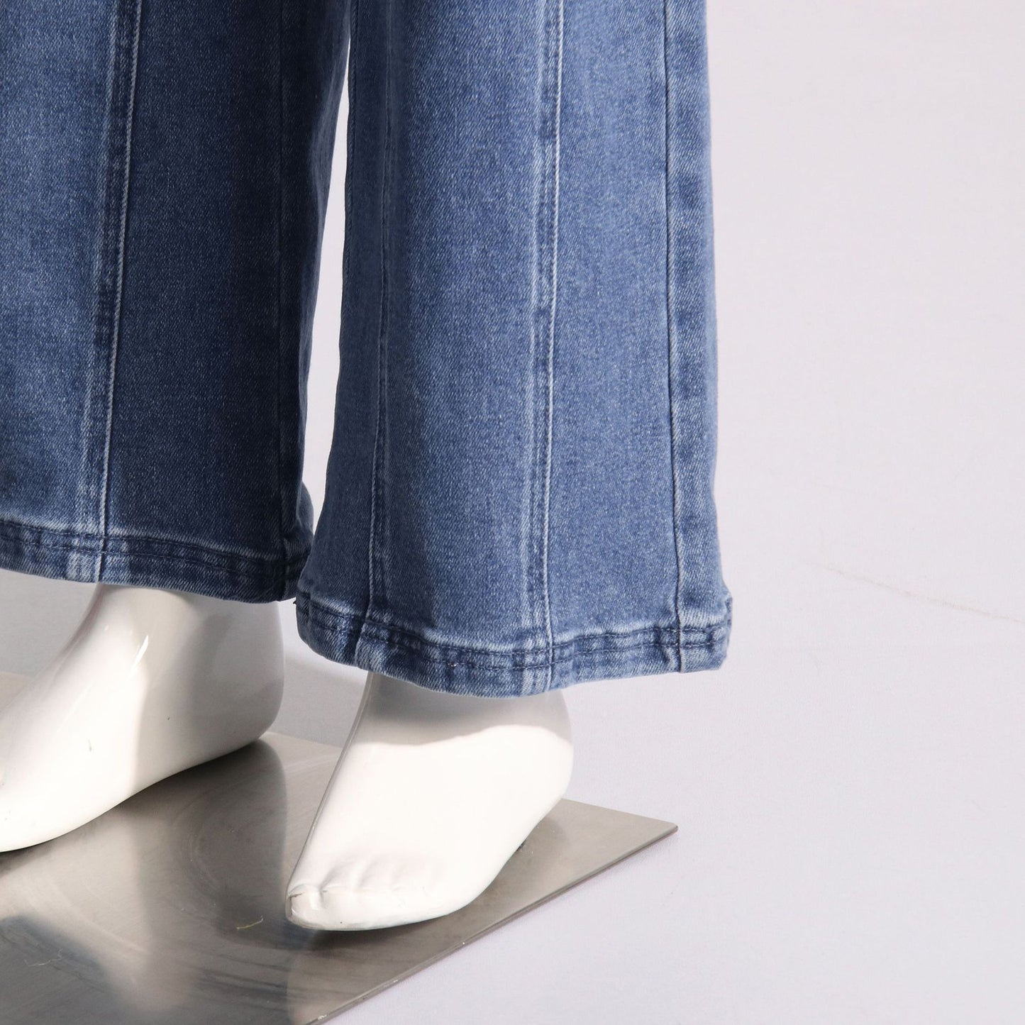 Jean slim taille haute Nalira à nœud papillon