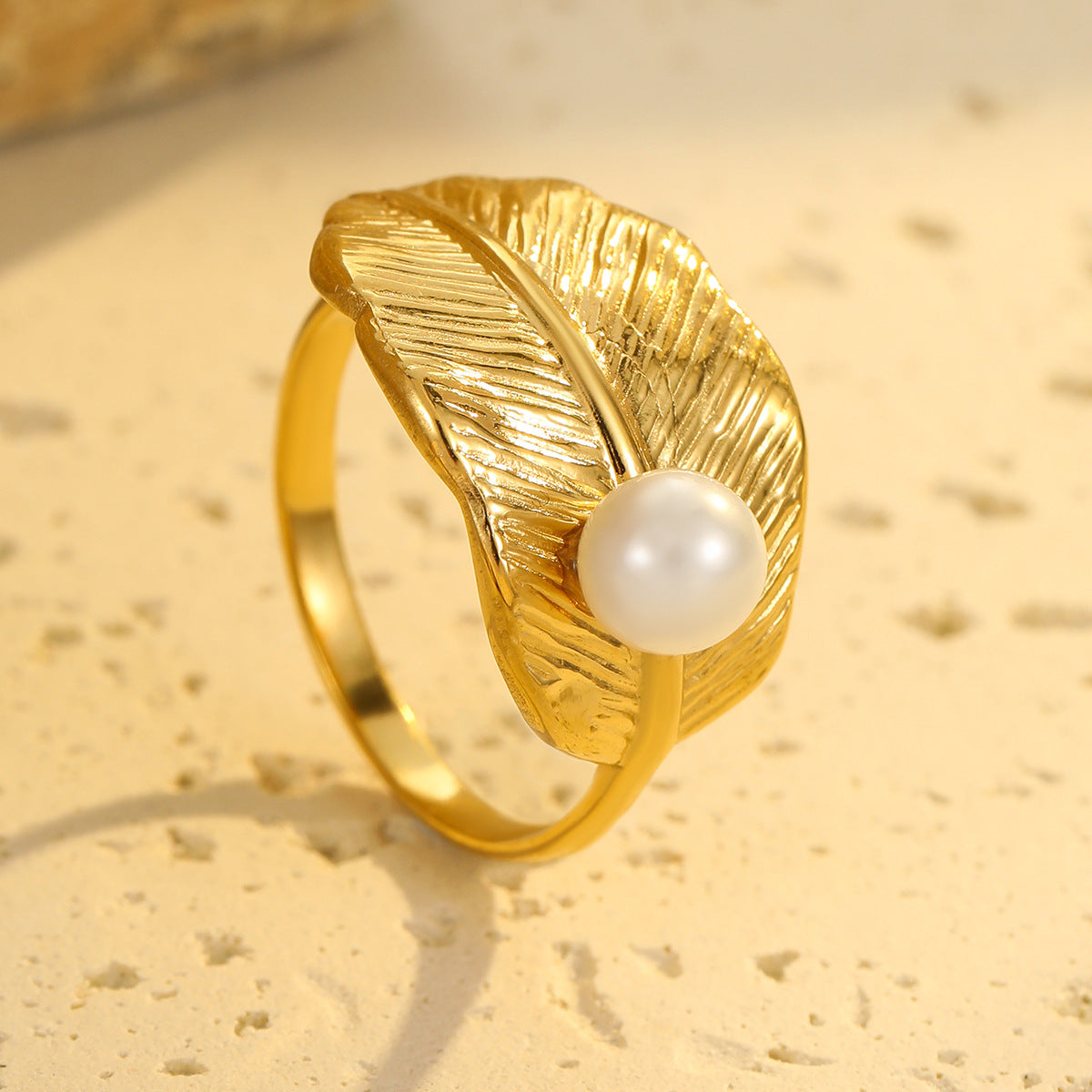 Nobesuthu Statement Ring