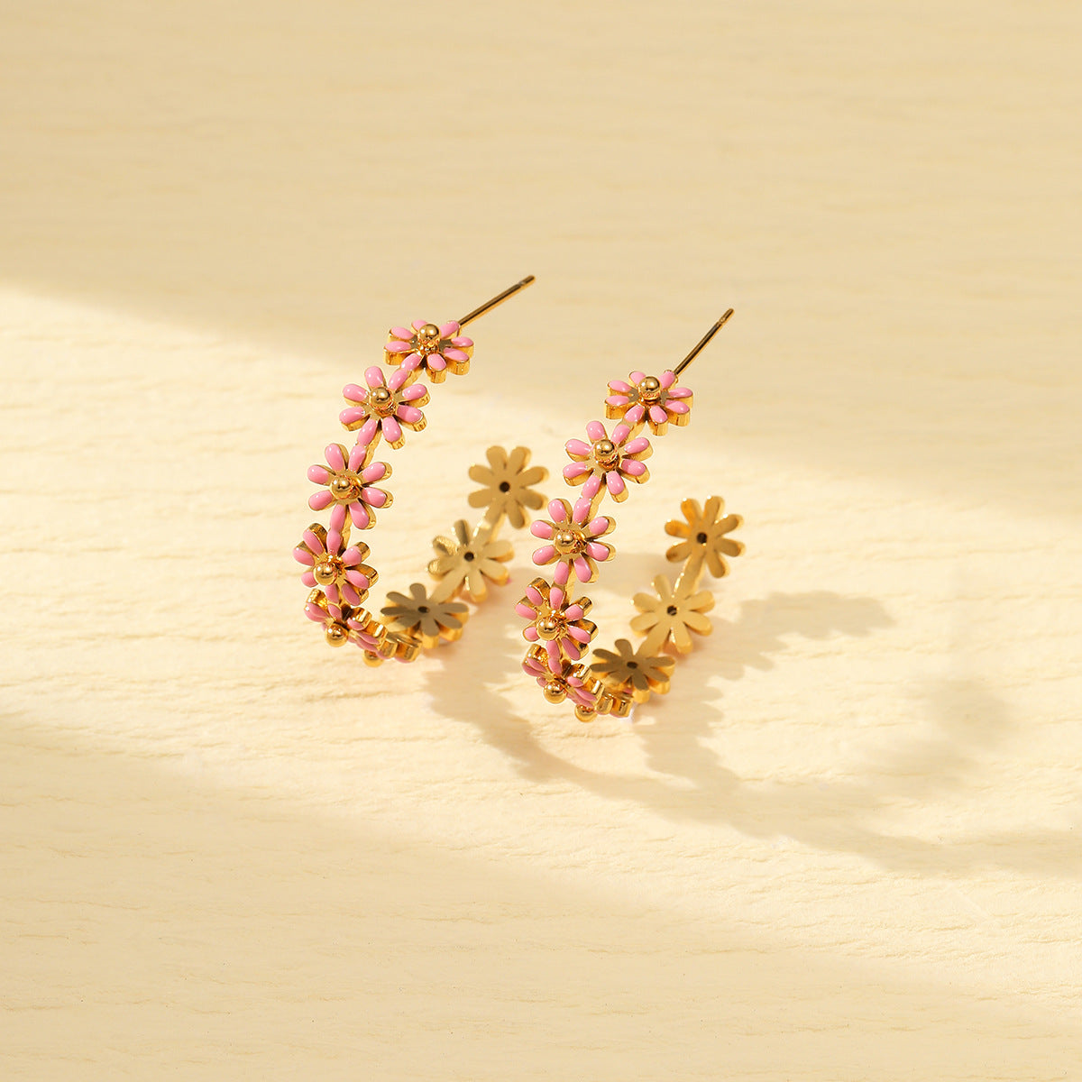 Boucles d'oreilles pendantes florales Amara