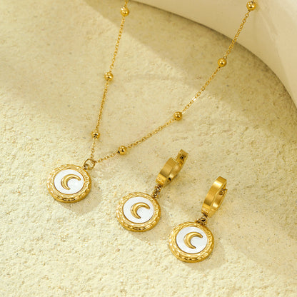 Ensemble collier et boucles d'oreilles en lune Nyali 