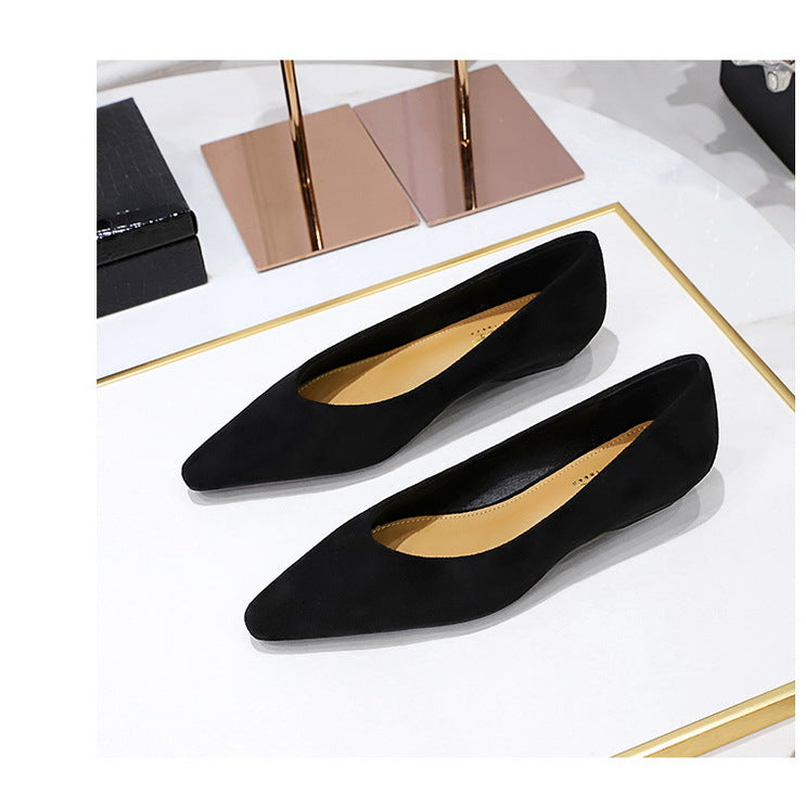 Suri Pointed Everyday Flats