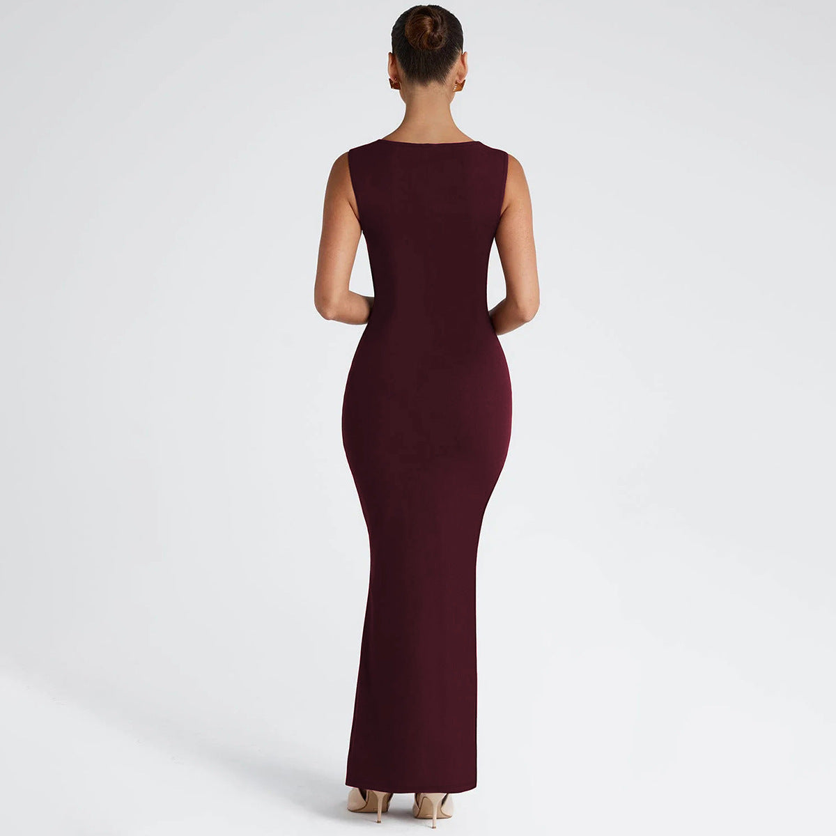 Robe cintrée à col carré Amaya