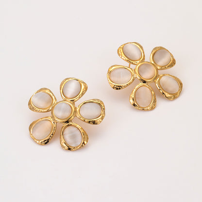 Zayira Cat Eye Floral Earrings