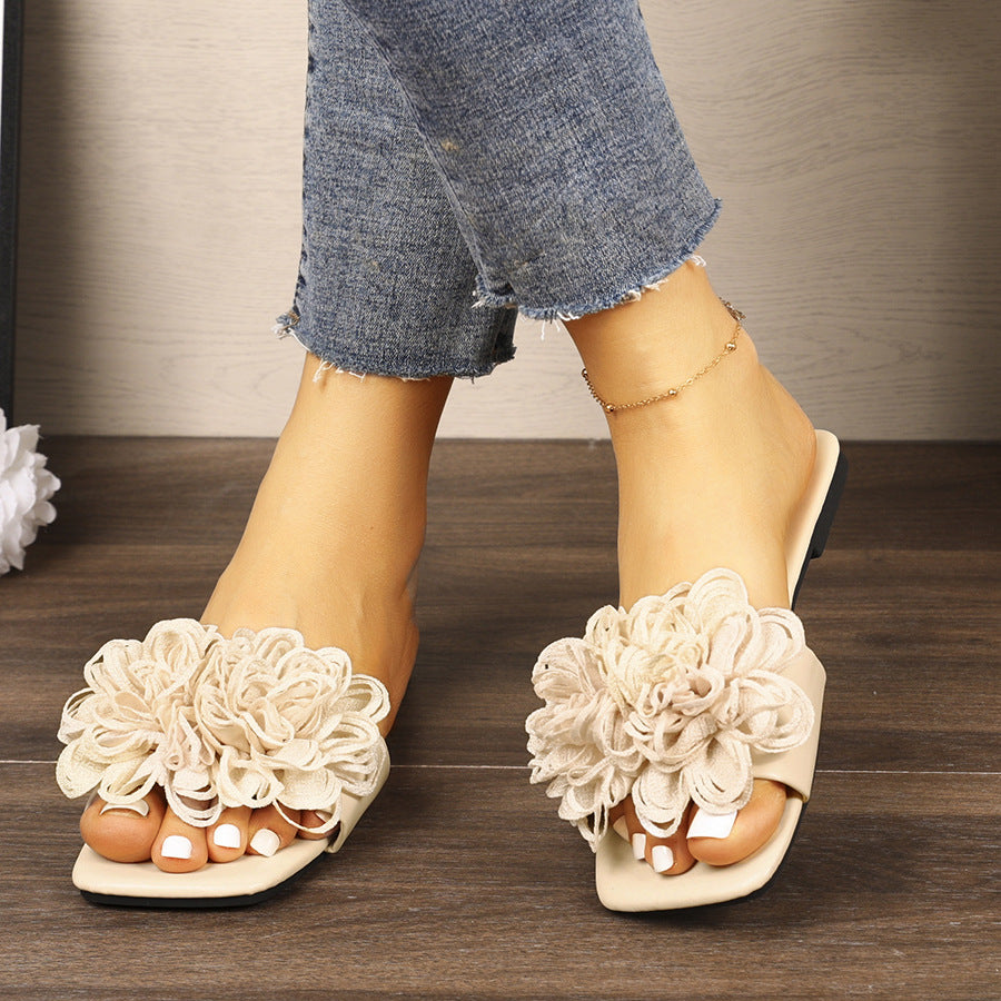 Zahira Floral Flat Slippers