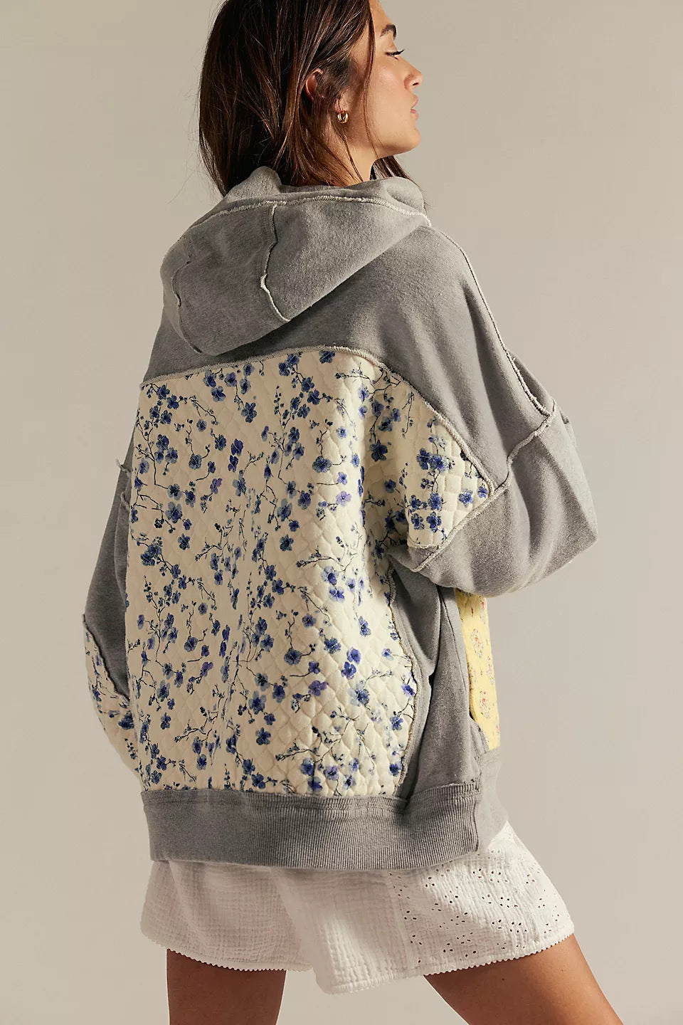 Sweat à capuche Nolita brodé Essence