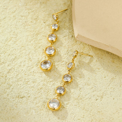 Boucles d'oreilles Zayira Wild à franges en zircon