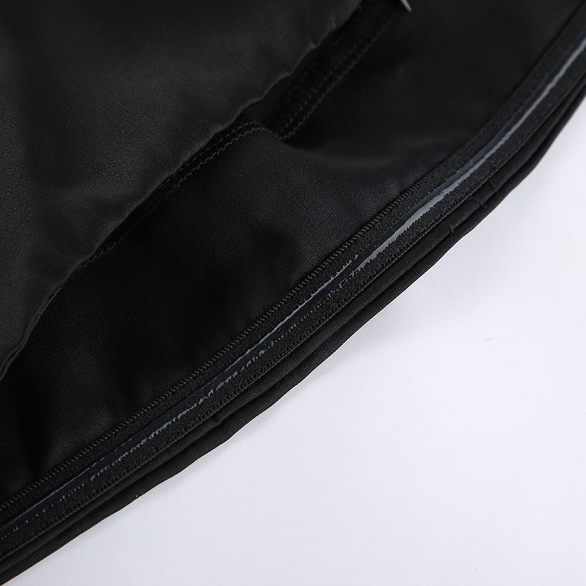 Robe en satin noir Ifunanya