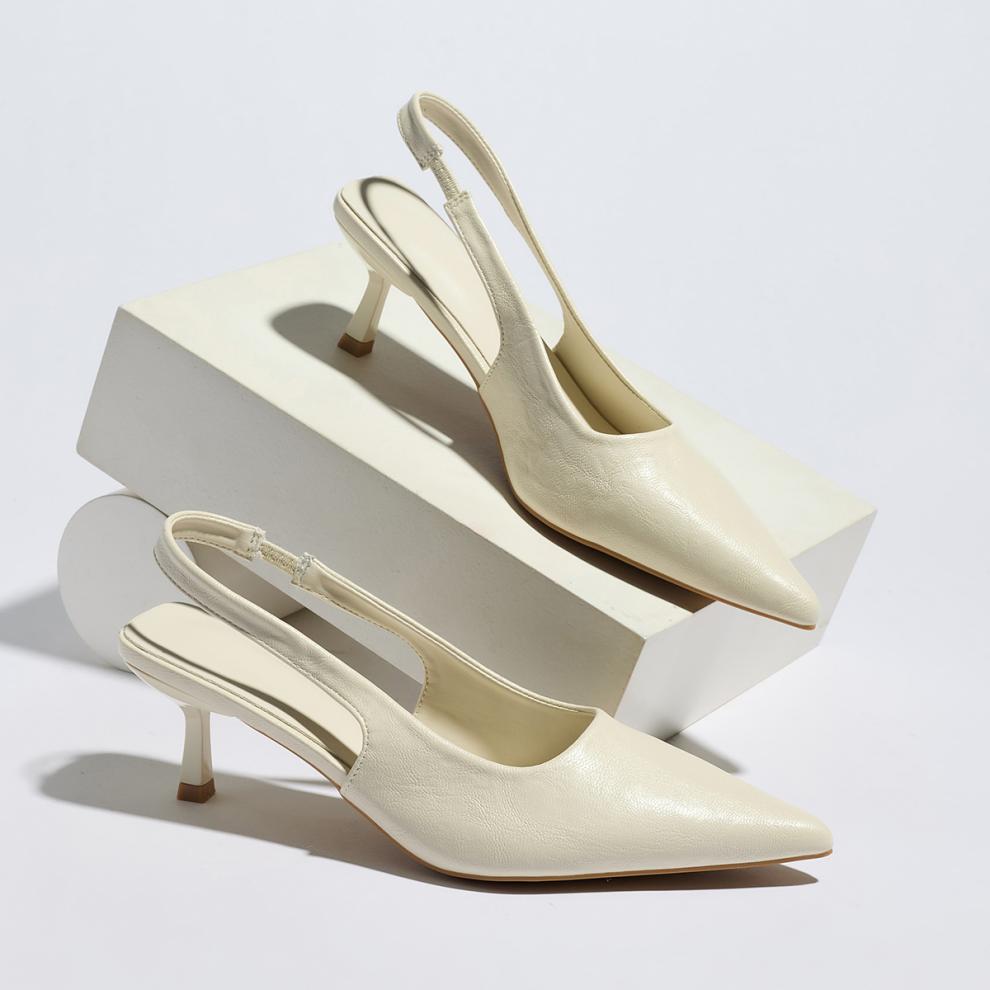 Yaa Heels