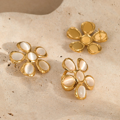 Zayira Cat Eye Floral Earrings