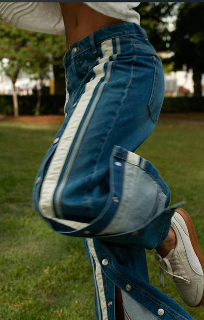 Pantalon en denim à jambes larges et color-block Zyara