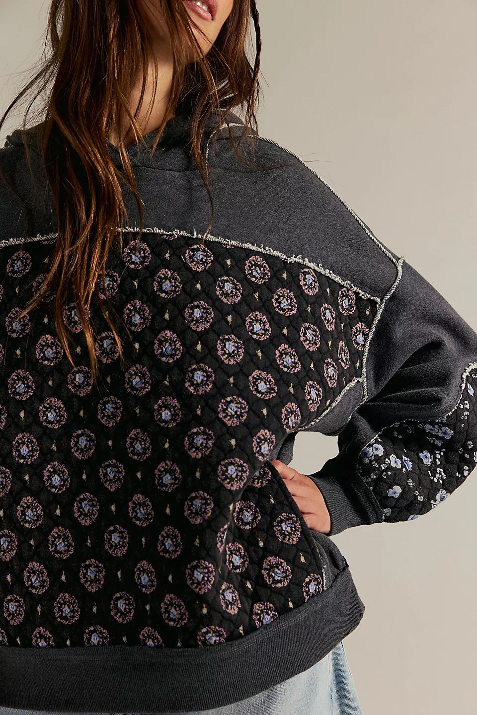 Sweat à capuche Nolita brodé Essence
