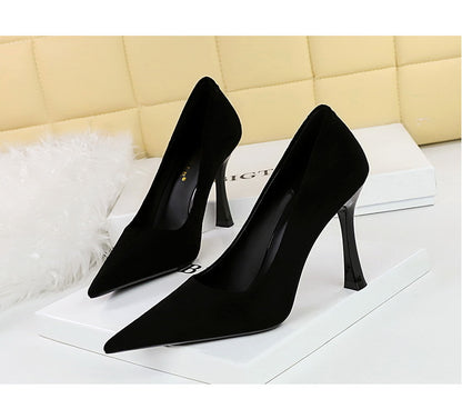 Keziah Wine Glass Pumps