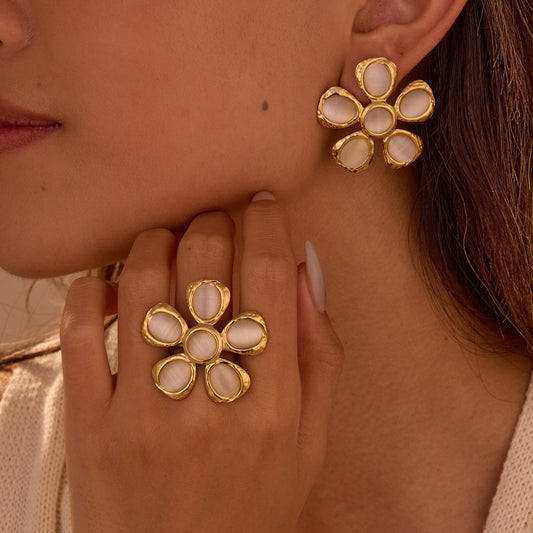 Zayira Cat Eye Floral Earrings
