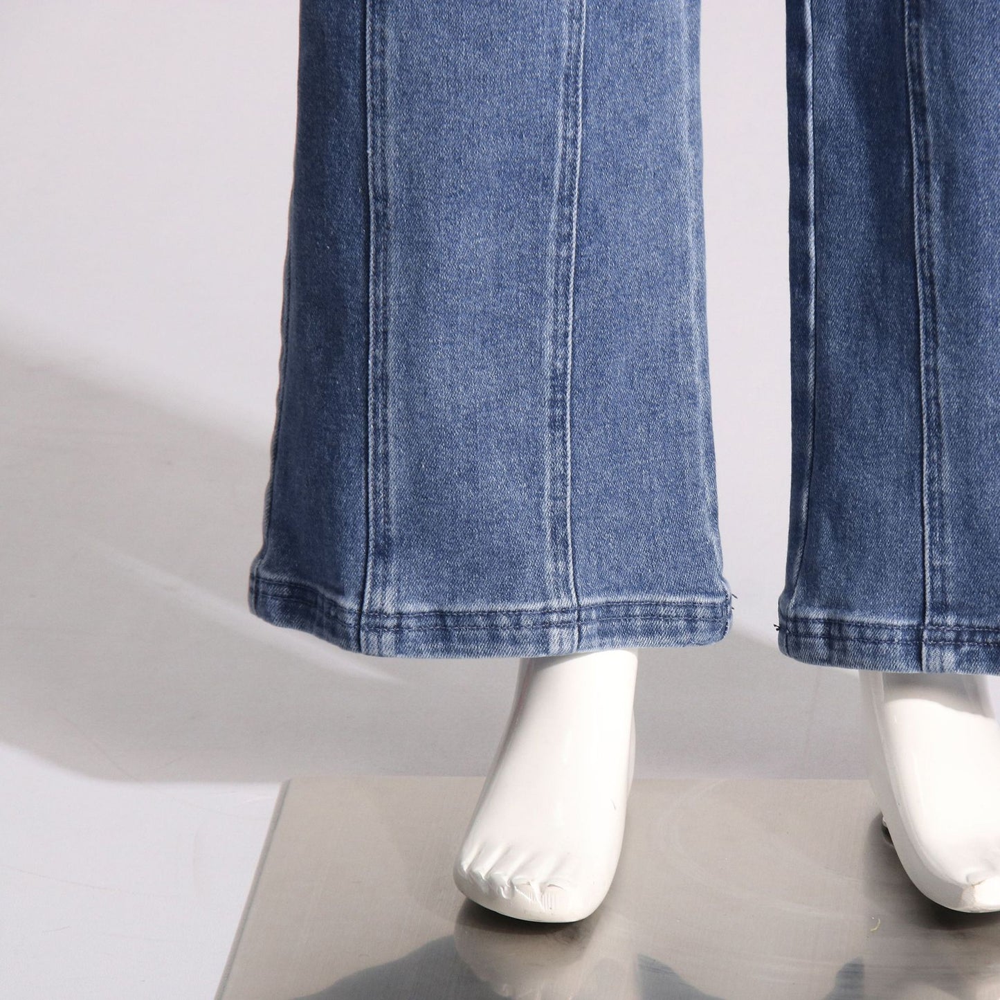 Jean slim taille haute Nalira à nœud papillon