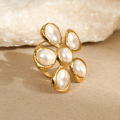 Zayira Cat Eye Floral Earrings