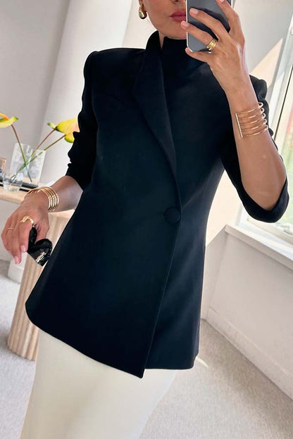 Manteau Amirah en satin à un bouton
