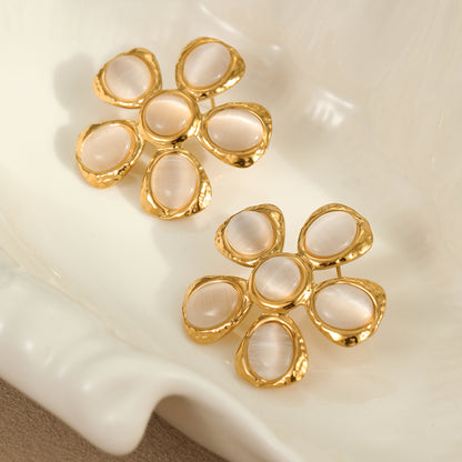 Zayira Cat Eye Floral Earrings