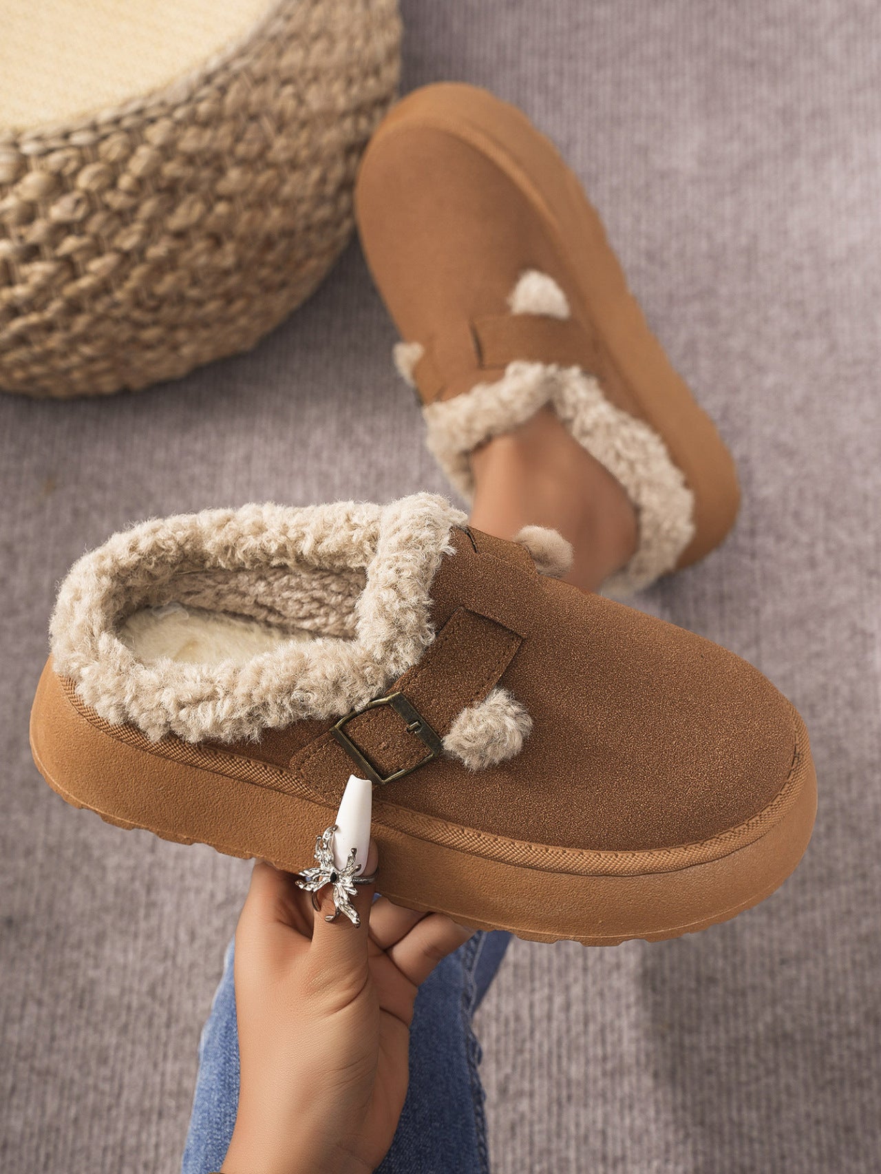 Zahara Frost Plush Slippers