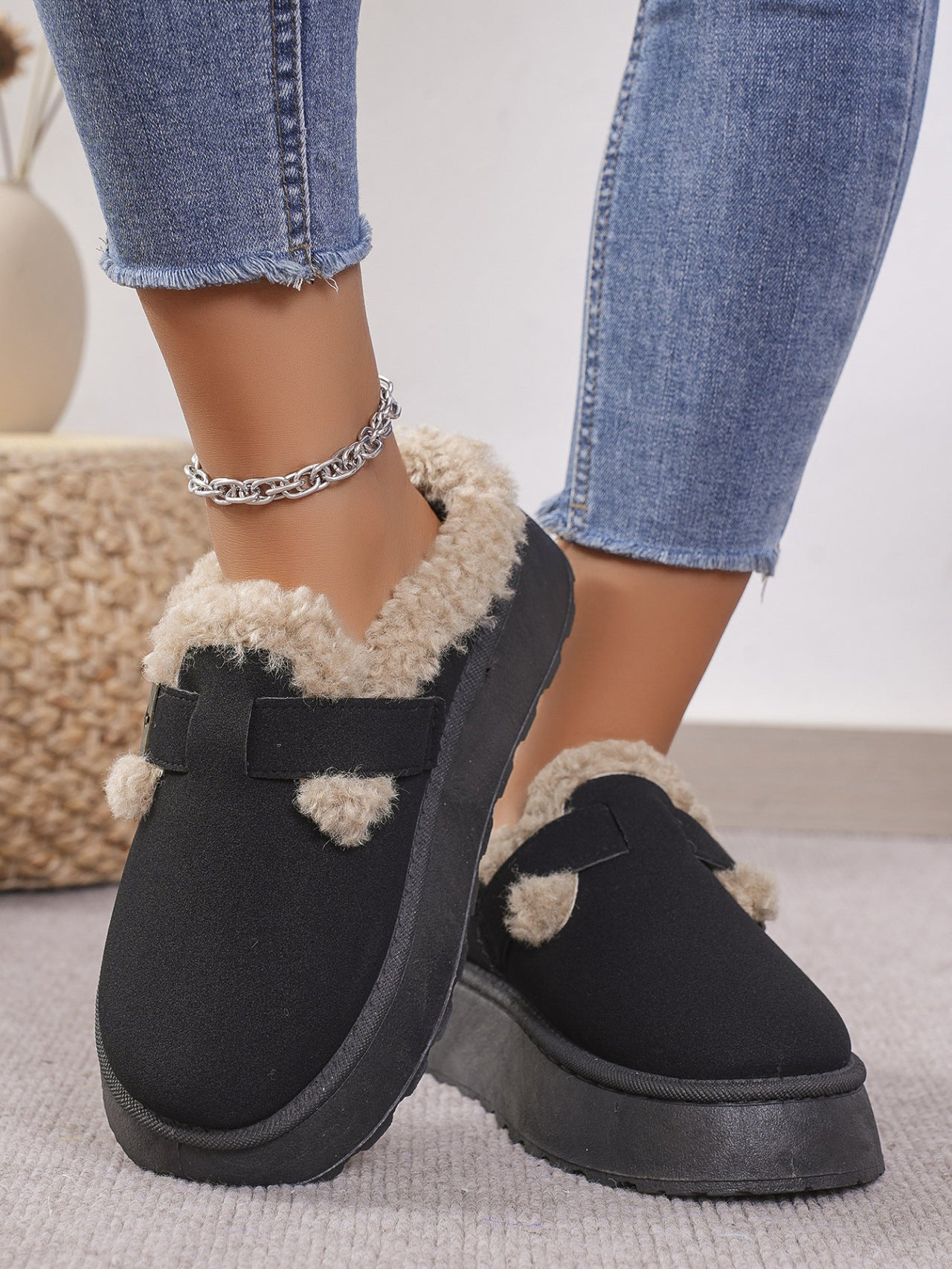 Zahara Frost Plush Slippers