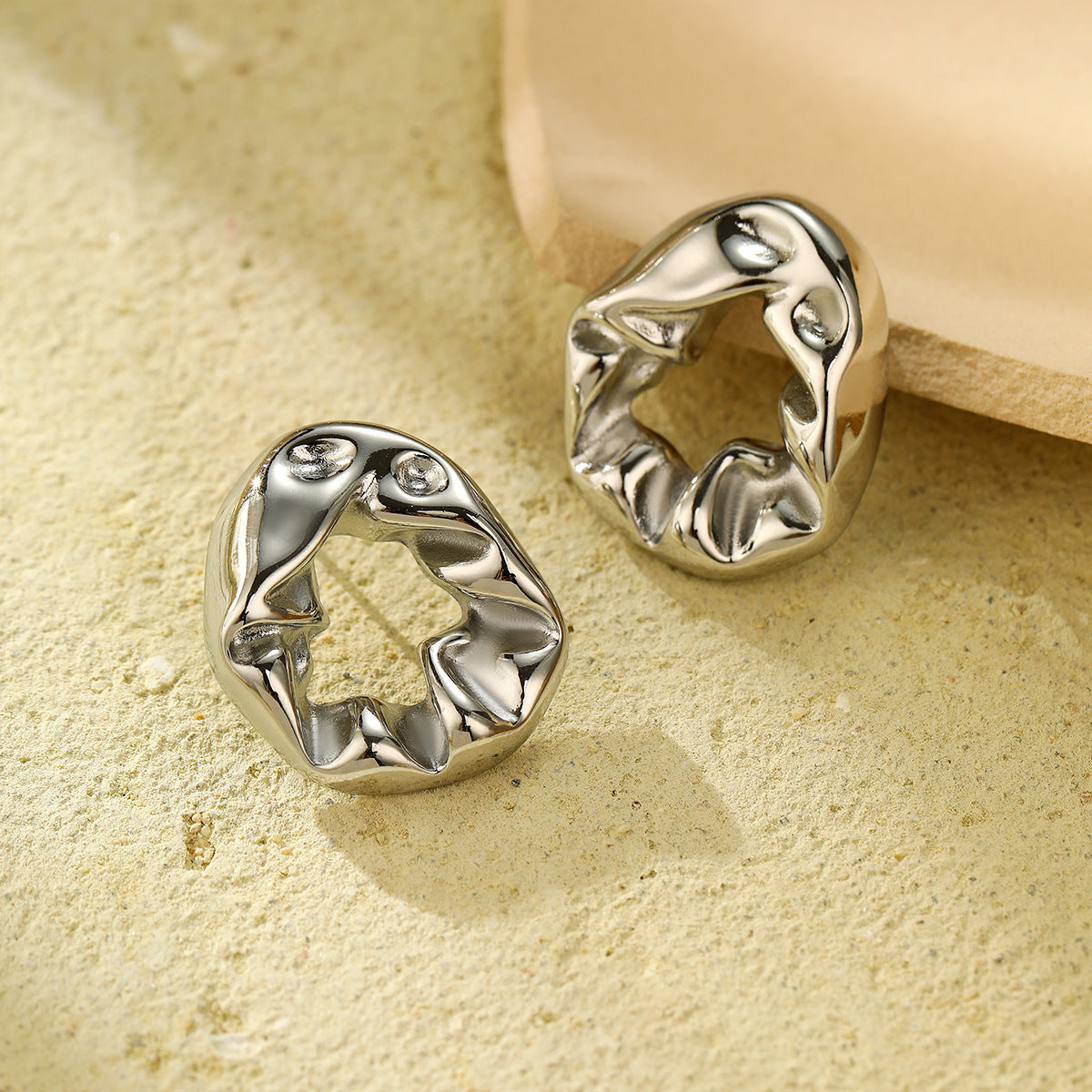 Boucles d'oreilles plissées Azalia Lava