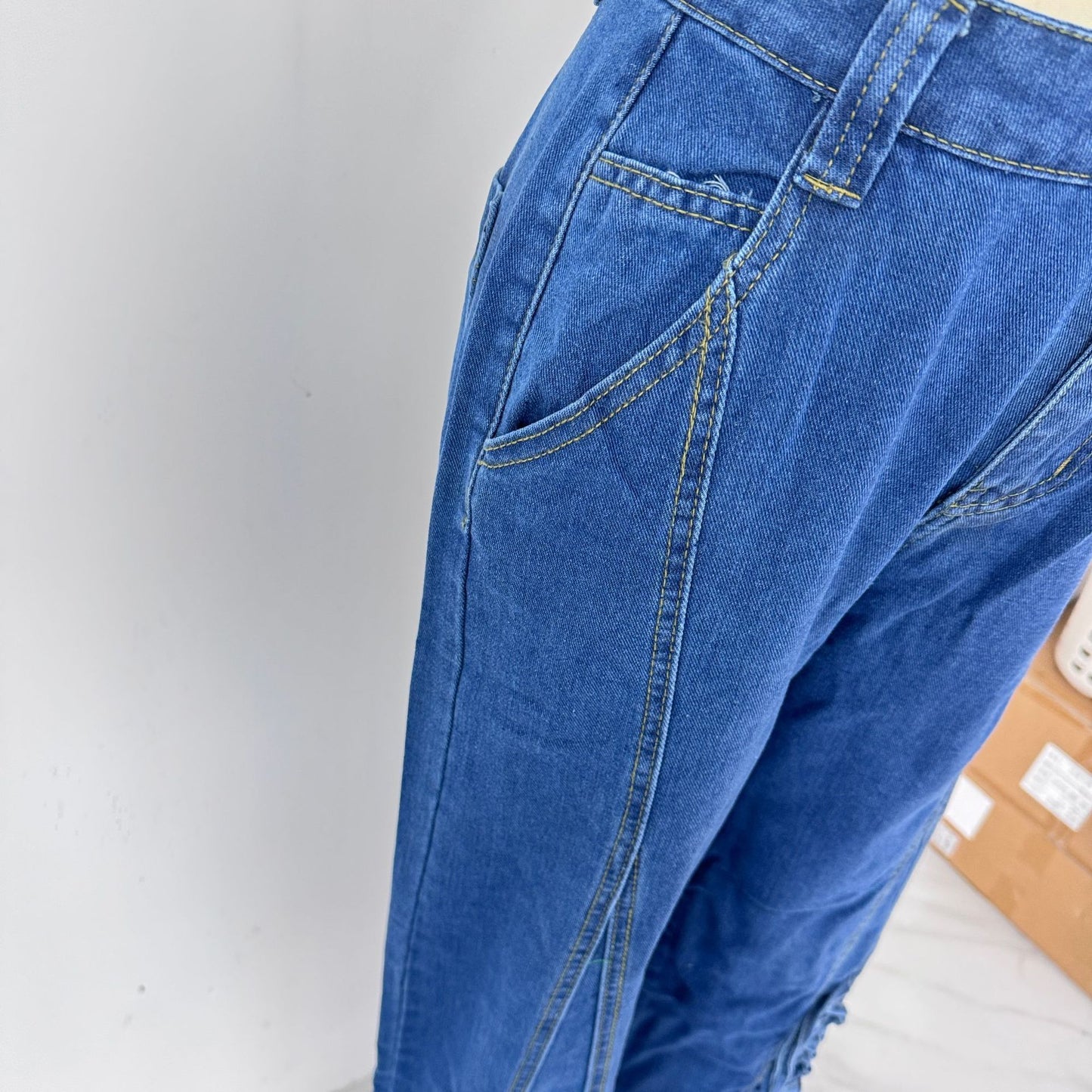 Jean Ayoka rétro à lacets et jambes larges