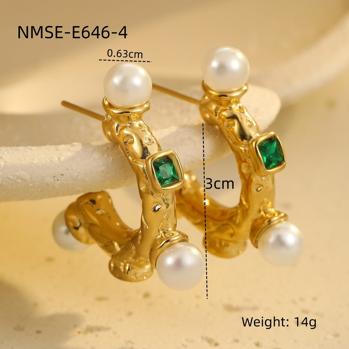 Boucles d'oreilles Zahara Pearl à motif floral