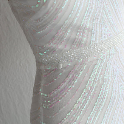 Robe de cocktail Zayla à dos nu ornée de perles