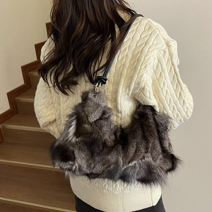 Imani Fox fur Underarm Bag